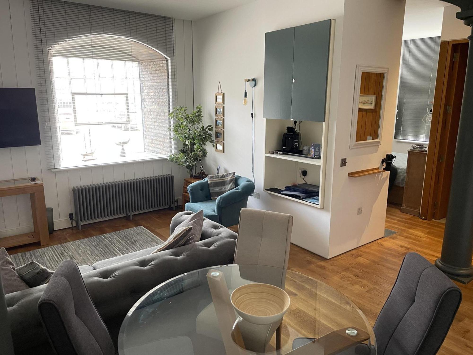 Cozy Coastal Apartment بلايموث المظهر الخارجي الصورة